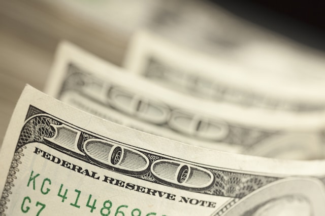Is My Ex-Spouse Entitled to Half My End-of-Year Bonus?